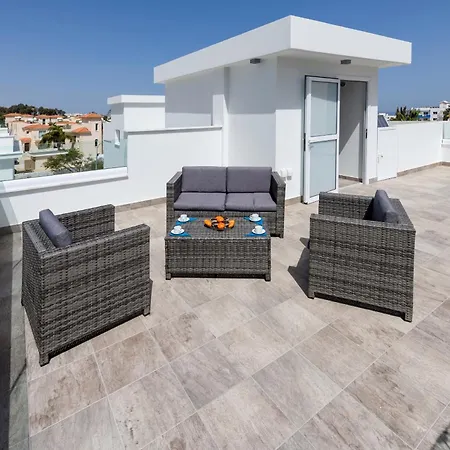 Bay #15 빌라 프로타라스